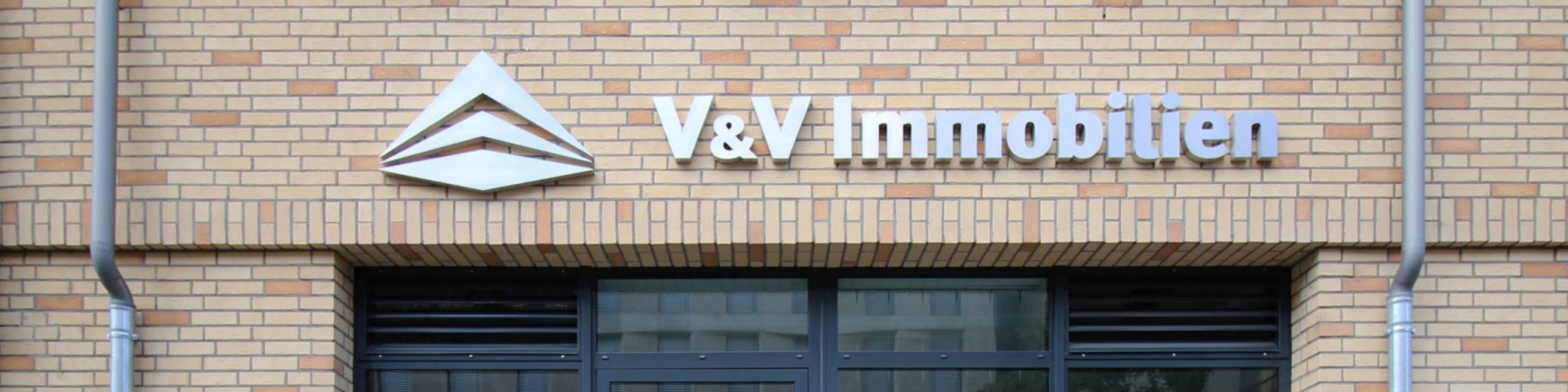 vv-immobilien-frankfurt-shop-office-real-estate-consulting-frankfurt-apartment-financing-find-flat V&V Immobilien - Real Property Agent in Frankfurt - apartment consulting