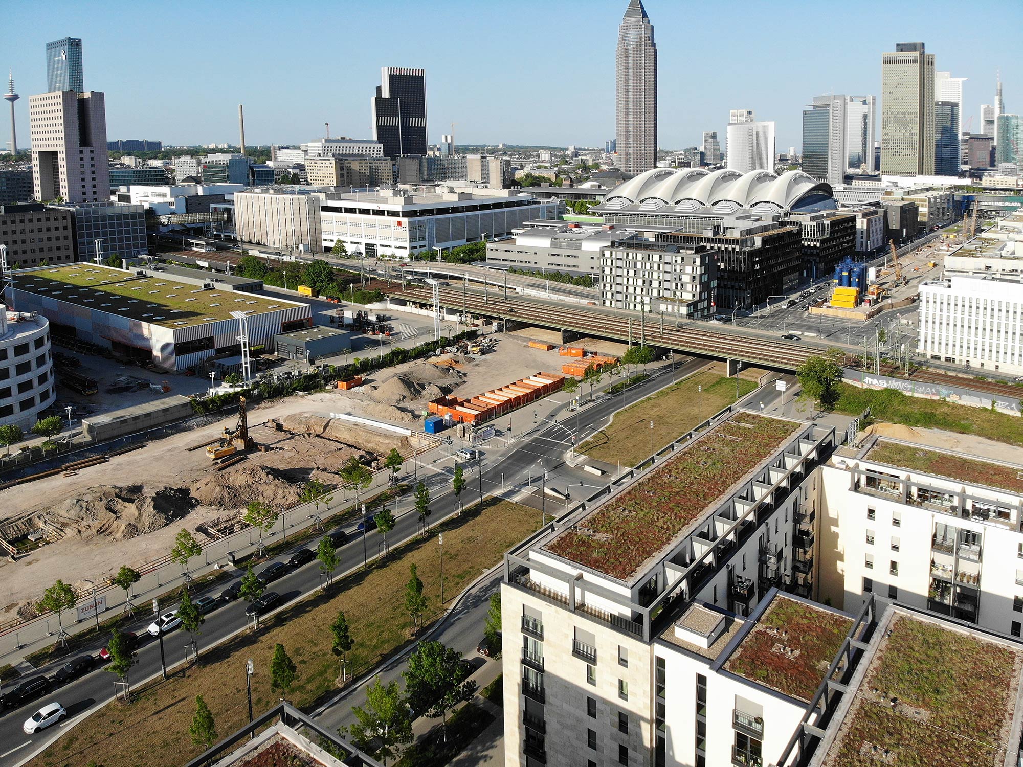 messe-entrance-south-european-district-messe-frankfurt The future Messe entrance south at the European district - Messe Frankfurt - aerial panorama