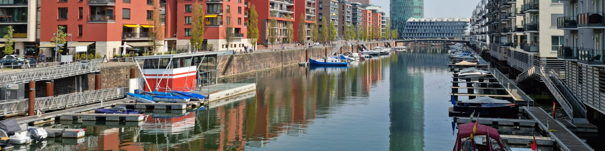Marina West Harbor