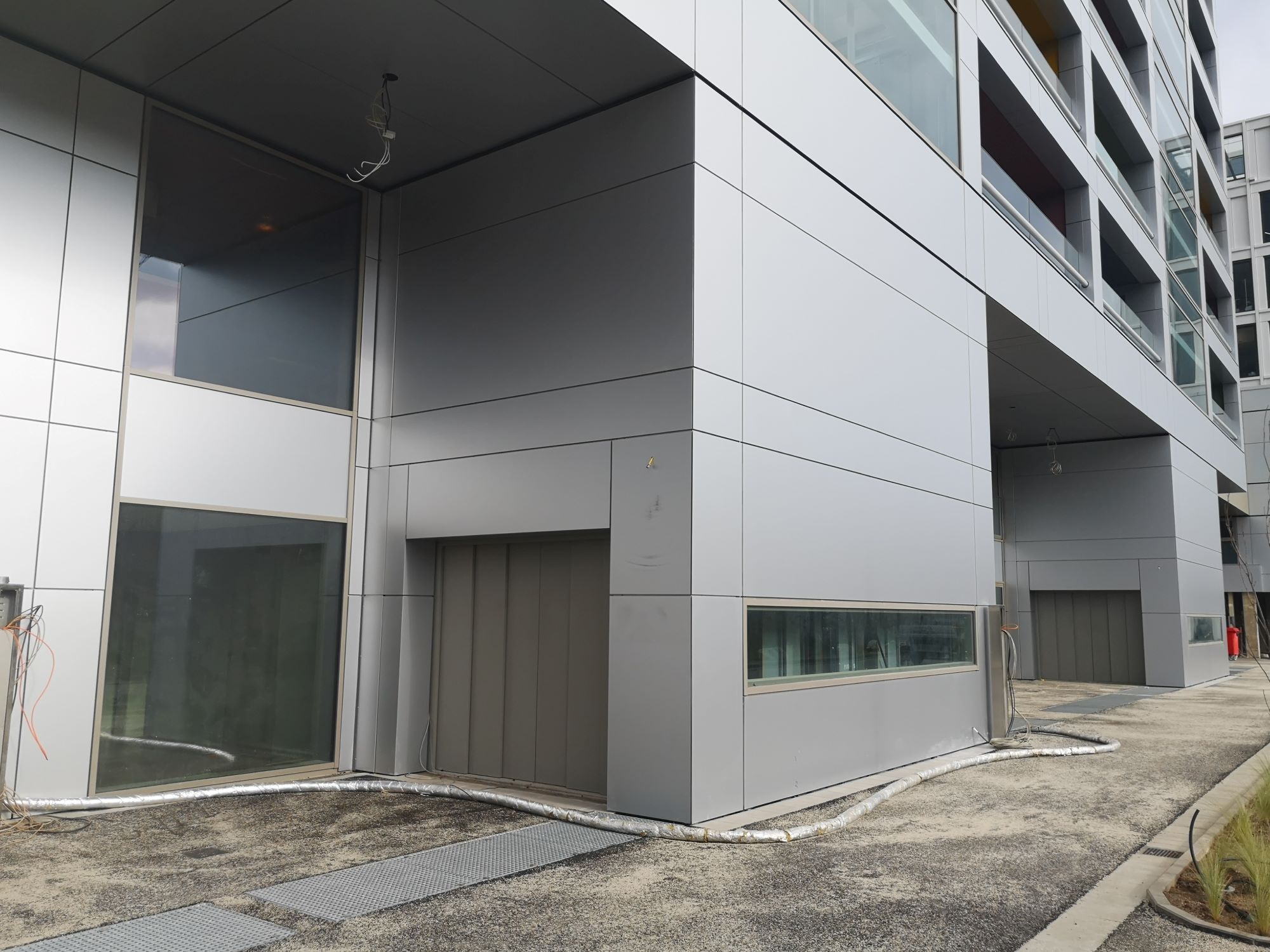 b'mine-hotel-aufzug-gateway-gardens-frankfurt-airport