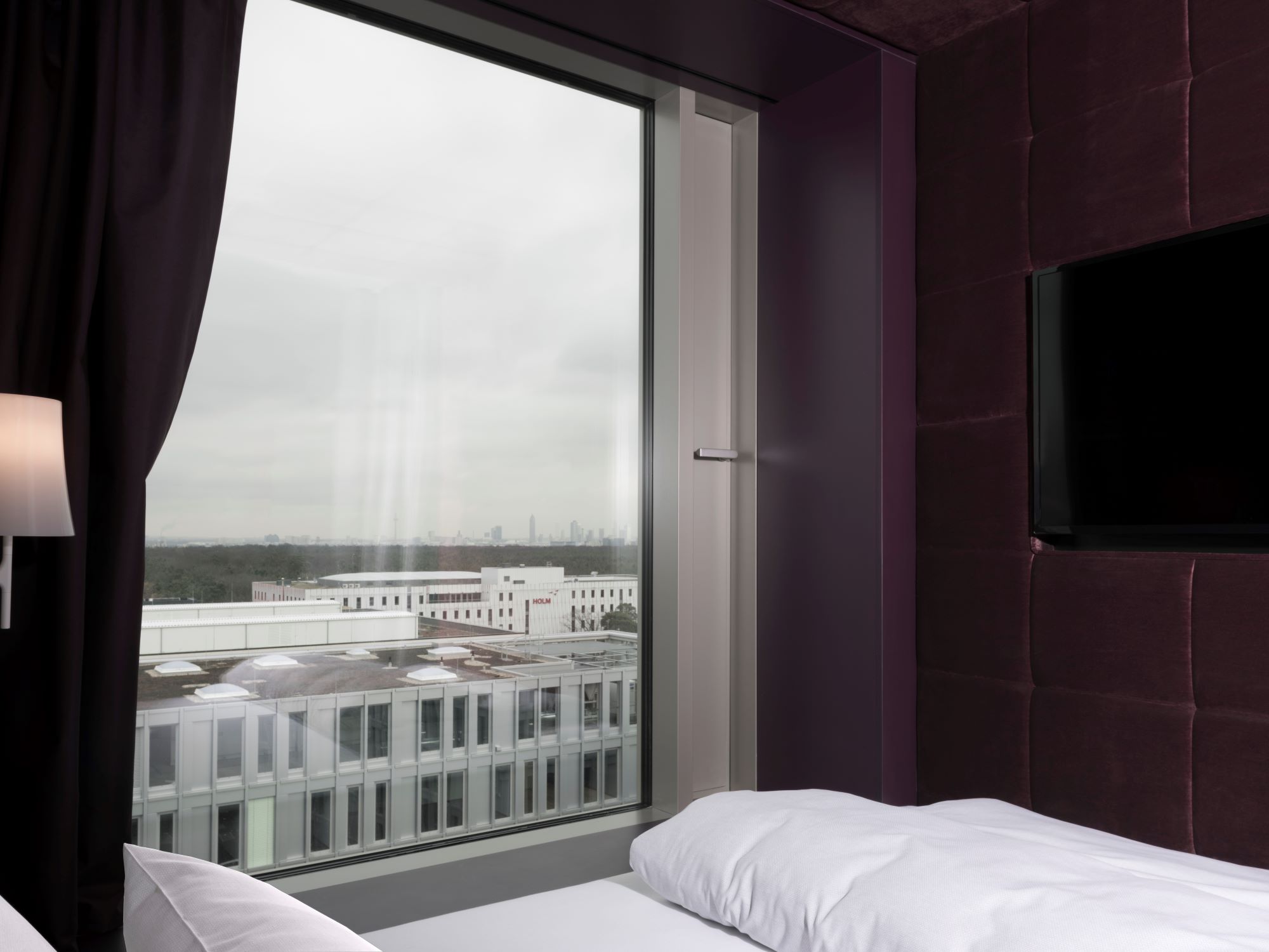 b'mine-hotel-zimmer-gateway-gardens-frankfurt