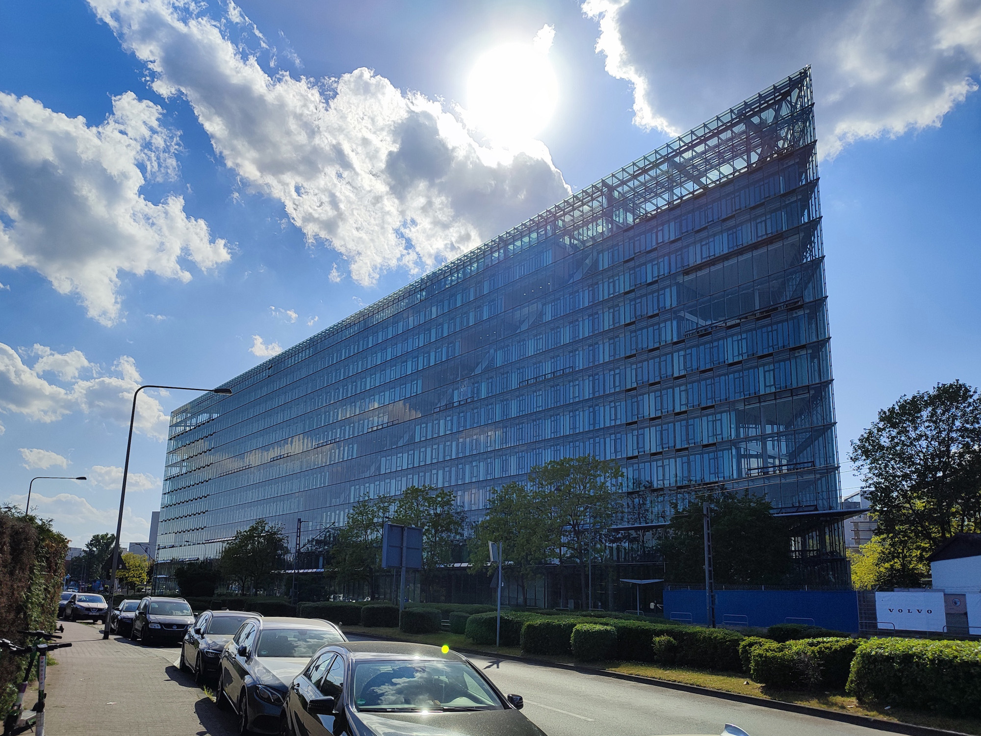 prisma-neunutzung-modernisierung-niederrad-frankfurt-2022