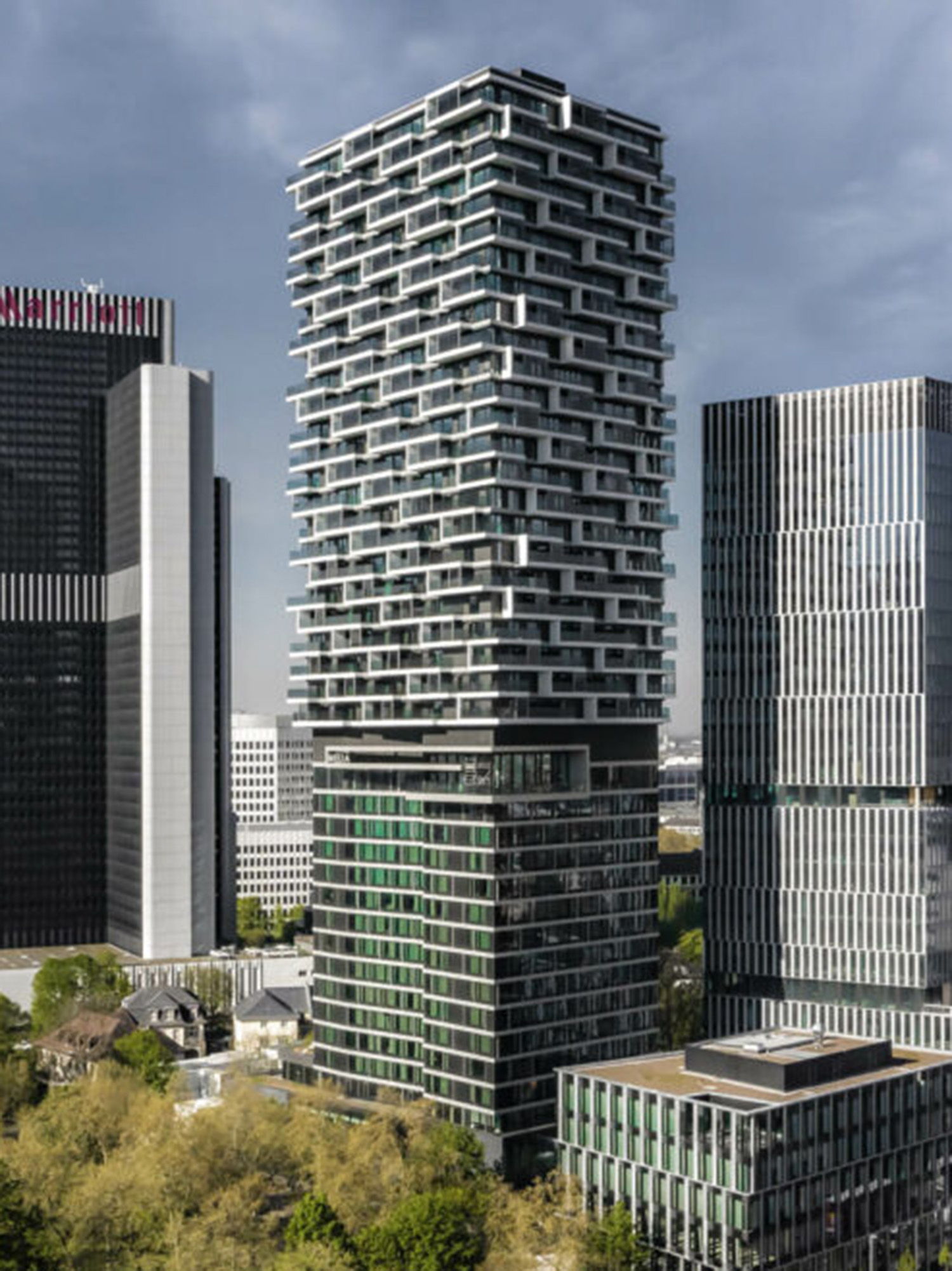 Drohnenartikel-Thomas-Gessner-One-Forty-WEST