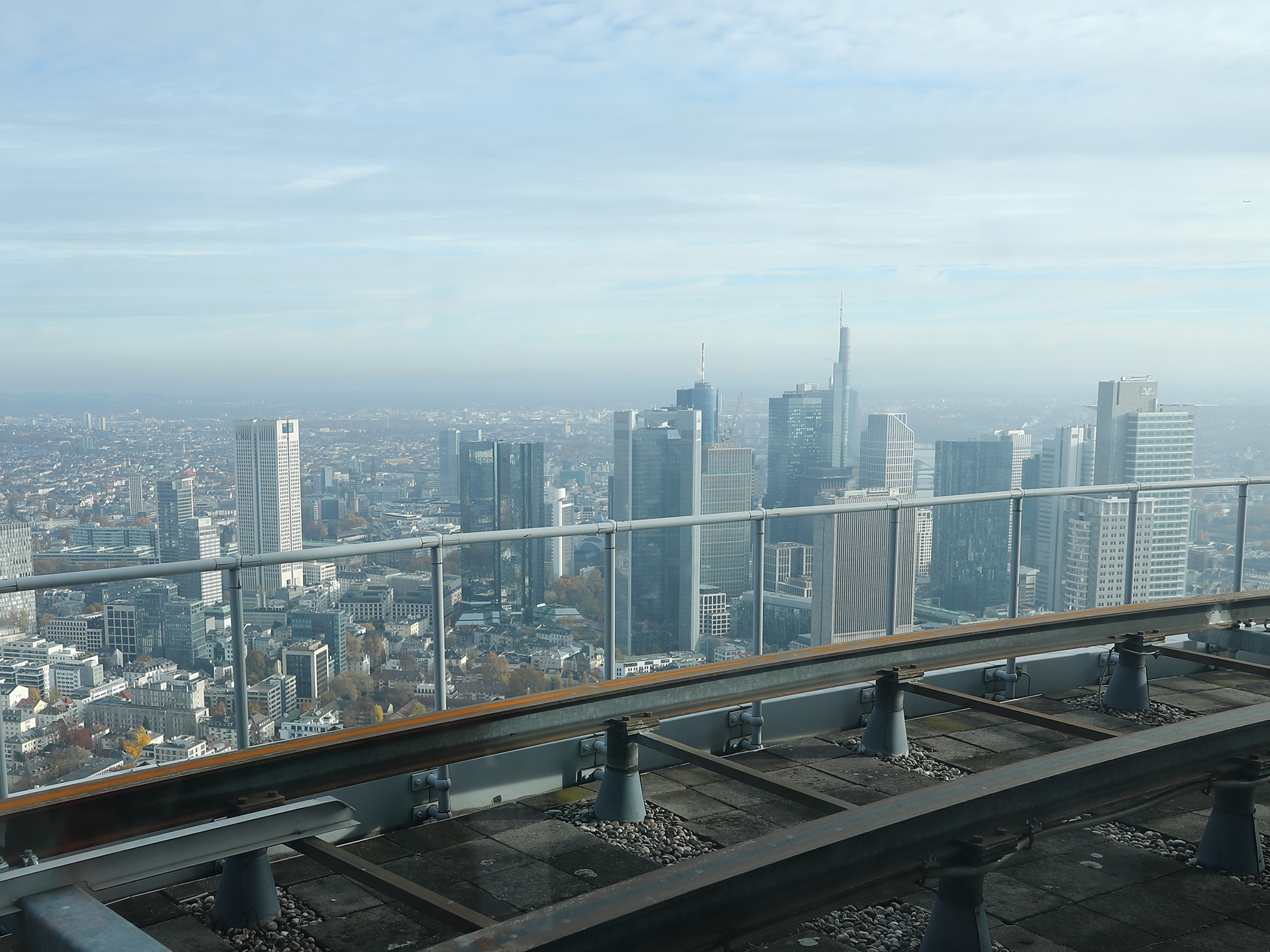 skyrun-frankfurt-2022-messeturm-event-skyline