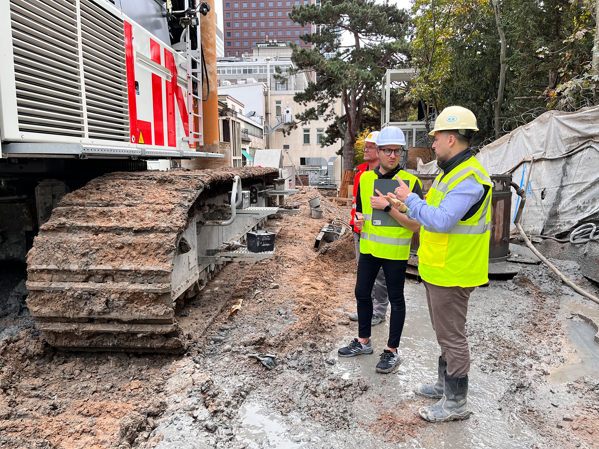 Central - Business - Tower - Baustelle - Goektas - Züblin - Bankenviertel